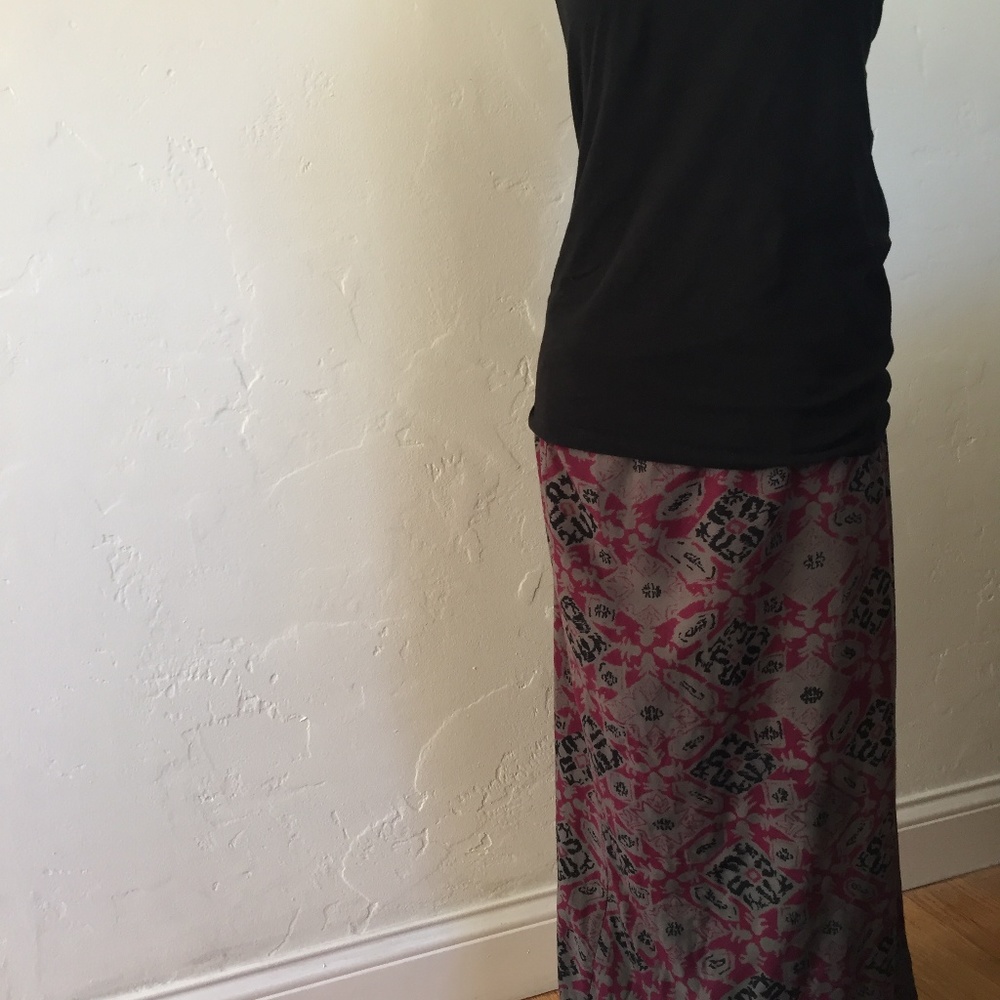 Vintage wrap-around skirt. - Picture 2 of 4